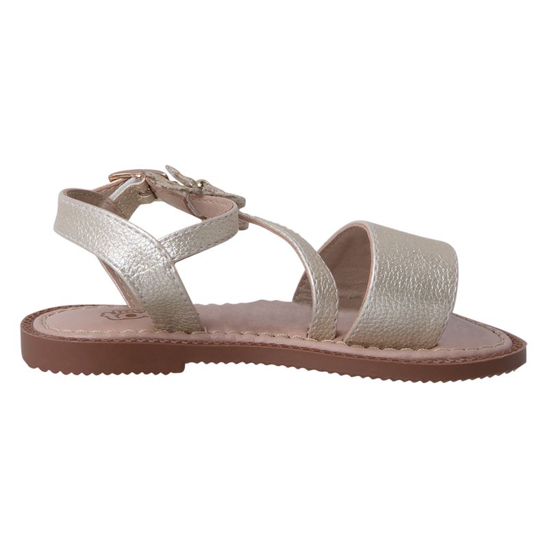 Sandalias-fashion-con-flor-para-niña-pequeña